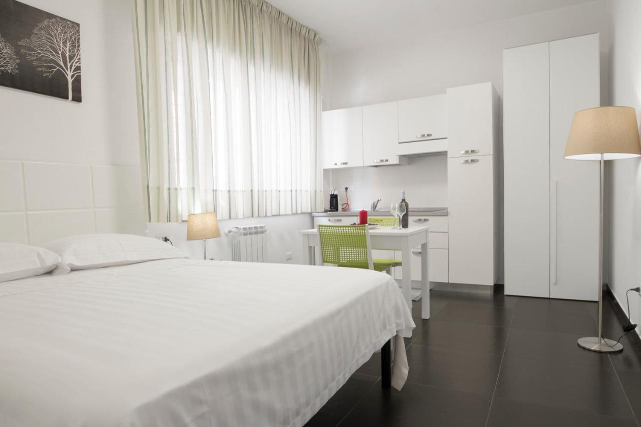 Acquaviva Apartments Неаполь Экстерьер фото
